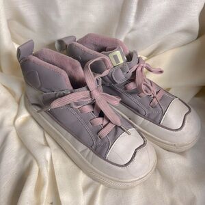 Girls winter booties sneaker size 3 light purple color